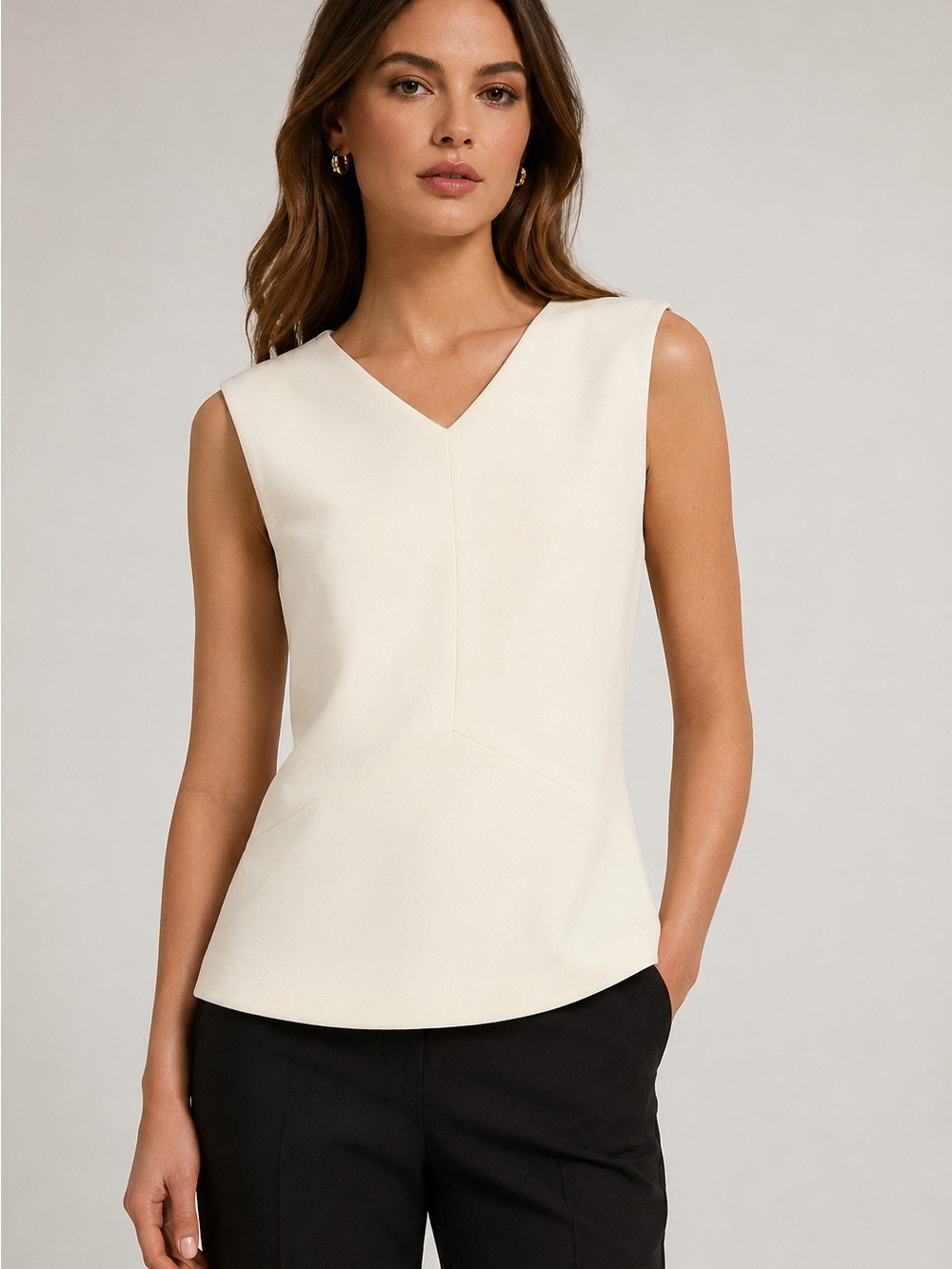 Ted Baker EUC Ivory V-Neck Sleeveless Shell Top